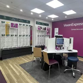 Bild von Vision Express Opticians at Tesco - Milton Keynes, Kingston