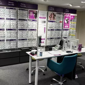 Bild von Vision Express Opticians - Heswall