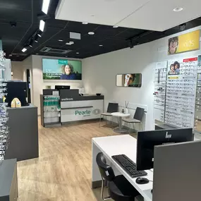 Bild von Pearle Opticiens Amersfoort - Leusderweg