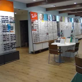 Bild von Pearle Opticiens Antwerpen - Den Tir