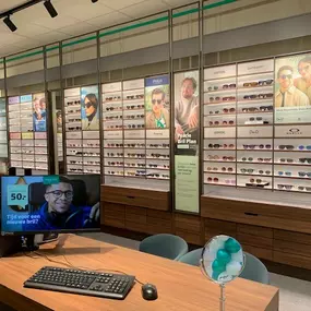 Bild von Pearle Opticiens Rotterdam - Zuidplein