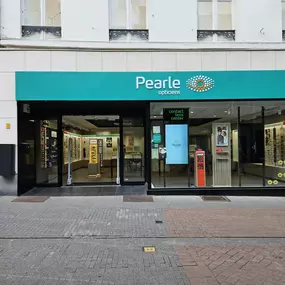 Bild von Pearle Opticiens Hasselt - Centrum