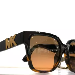 Bild von GENERALE D'OPTIQUE LEZIGNAN CORBIERES -  OPTICIENS DEPUIS 35 ANS - Spécialiste verres progressifs/adaptation lentilles de contact