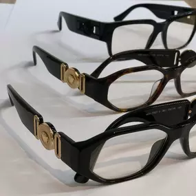 Bild von GENERALE D'OPTIQUE LEZIGNAN CORBIERES -  OPTICIENS DEPUIS 35 ANS - Spécialiste verres progressifs/adaptation lentilles de contact