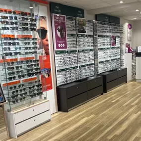 Bild von Vision Express Opticians - Beverley