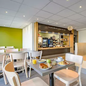 Bild von B&B HOTEL Nîmes Ville Active