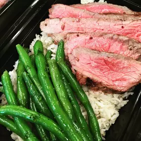 Steak and green beans