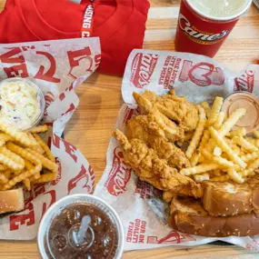 Bild von Raising Cane's Chicken Fingers