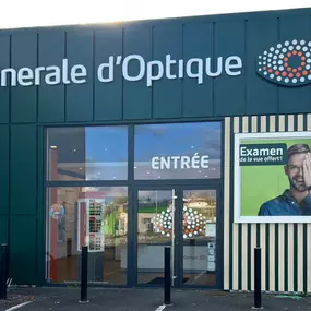 Bild von Opticien SAINT JEAN D'ANGELY Générale d'Optique