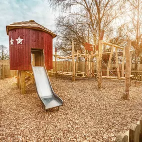 Hickory's Smokehouse York outdoor kids play area