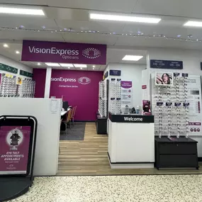 Bild von Vision Express Opticians at Tesco - Bletchley