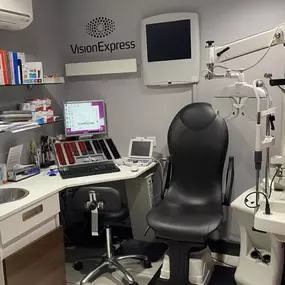 Bild von Vision Express Opticians - Carmarthen