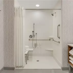 Guest room bath