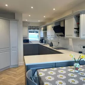 Bild von RJR Kitchen and Bedroom Design Ltd