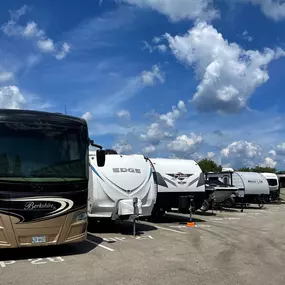 RV parking facility in Volo, Illinois