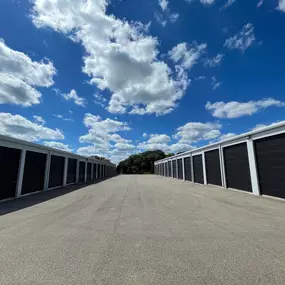 Climate controlled self-storage units in Volo, IL