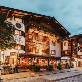 Hotel Glücksschmiede Außenansicht Sommer