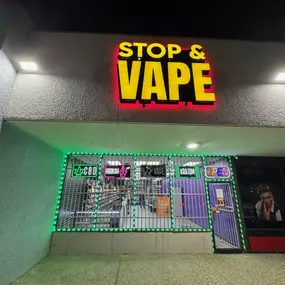 Bild von CoinFlip Bitcoin ATM - Stop & Vape (Richardson)