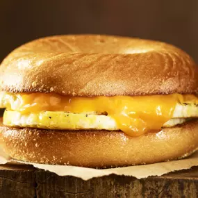 Bacon & Cheddar Breakfast Egg Sandwich