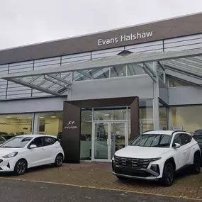 Evans Halshaw Hyundai Leicester Dealership Exterior Front