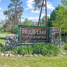 Proud Lake State Recreation Area situated next to the community offers an extensive trail system open to hiking, horseback riding and mountain biking