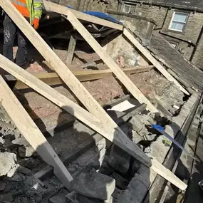 Bild von Esp Roofers, Joiners & General Builders