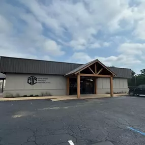 Outside view of Custom Truck Concepts in Hattiesburg, Mississippi. A premiere off-road truck dealer and parts and accessories store.