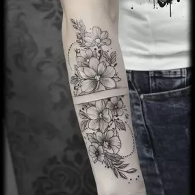 Bild von Nibbler Art Tattoo & Sharp Needle Piercing (Nibbler Tattoo)