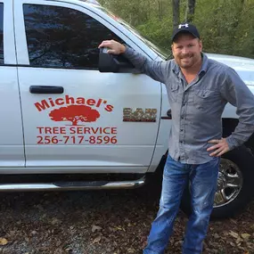 Bild von Michael's Tree Service & Stump Removal