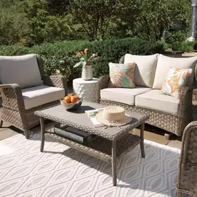 Bild von FJ's New Furniture
