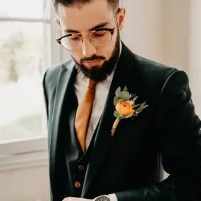 Bild von L'Atelier 5 - Costumes et vêtements sur mesure à Orléans (RDC cour intérieure)