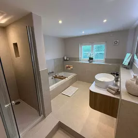 Bild von Crest Construction Services Ltd