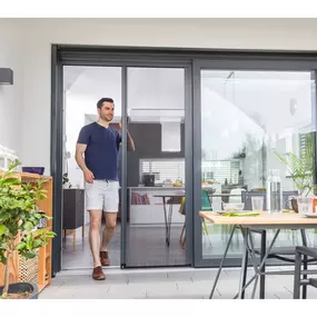 Bild von Christopher Maack der Mückengittermacher