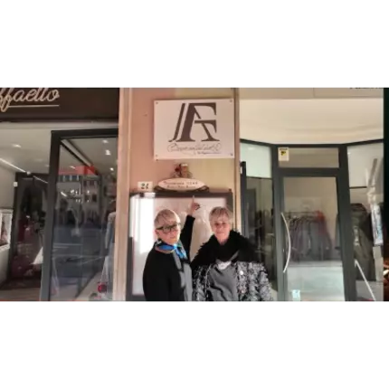 Logo van Raffaello Abbigliamento e Intimo & AZZURRO Abbigliamento Donna