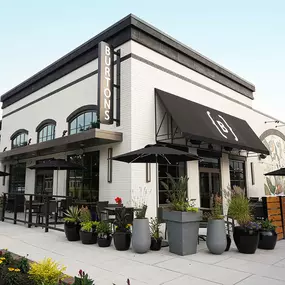 Exterior of Burtons Grill in Richmond, VA