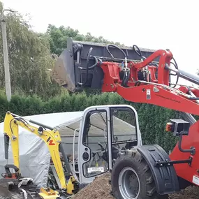 Bild von Baumaschinenverleih / Pflasterbau Kaulmann, Vermietung von Minibagger, Microbagger, Rüttelplatten, Grabenstampfer