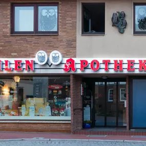 Aussenansicht der Uhlen-Apotheke