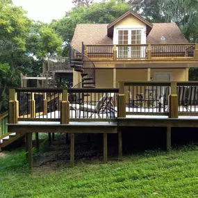 Bild von Summertime Deck and Dock