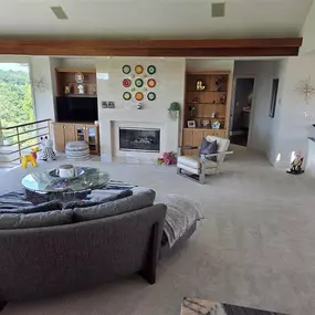 Bild von Floor Coverings International - Waukesha