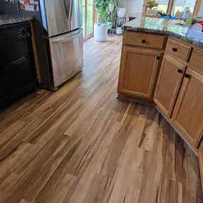 Bild von Floor Coverings International - Waukesha