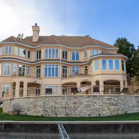 Bild von CoMo Premium Exteriors - Lake Ozark