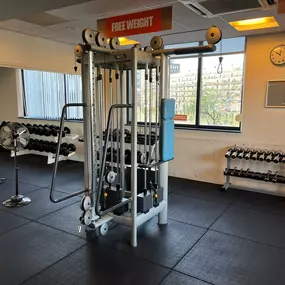 Basic-Fit Rotterdam Sint-Jobskade - free weight zone