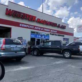 Webster Radiator A/C & Auto Truck Repair delivers thorough truck maintenance services to keep your fleet or individual vehicle in excellent condition. Regular maintenance helps prevent breakdowns and ensures trucks are ready for long-term use. We focus on providing dependable and comprehensive care for all types of trucks.