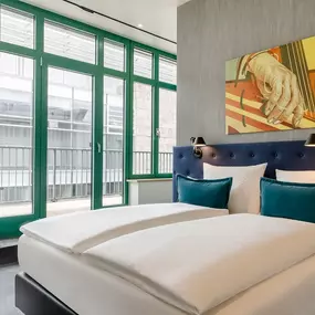 Hotel Motel One Mannheim - Room