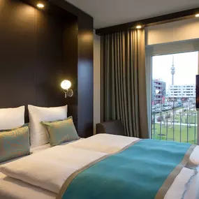 Hotel Motel One München-Olympia Gate - Room