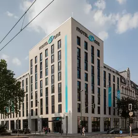 Hotel Motel One Düsseldorf-Hauptbahnhof - Exterior
