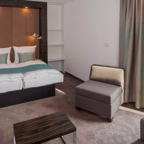 Hotel Motel One Düsseldorf-Hauptbahnhof - Room
