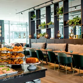 Hotel Motel One Stuttgart-Hauptbahnhof - Breakfast