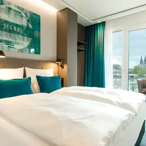 Hotel Motel One Köln-Messe - Room