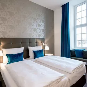 Hotel Motel One Magdeburg - Room